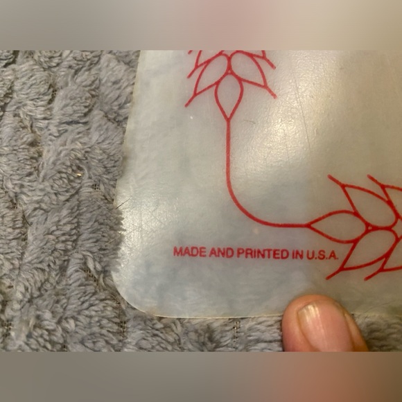 22x18 Vintage Tupperware dough/pastry rolling mat. Get perfect even sizes. 1977 - Picture 9 of 9